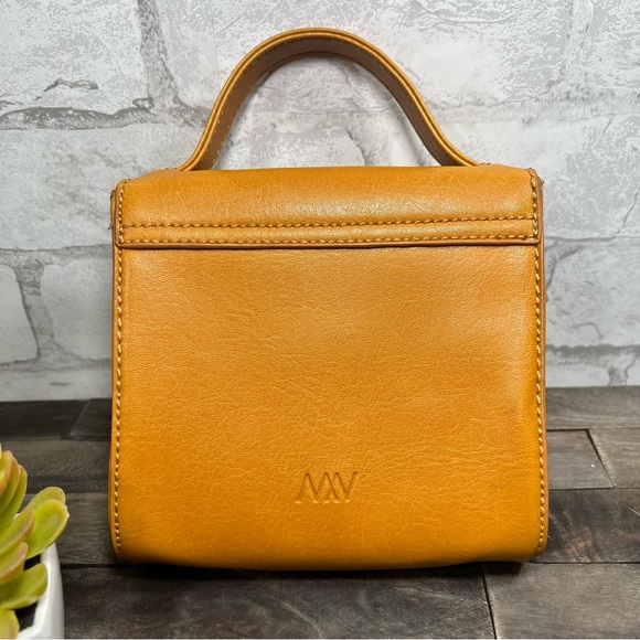 Matt & Nat small Satchel bag - Picture 3 of 11